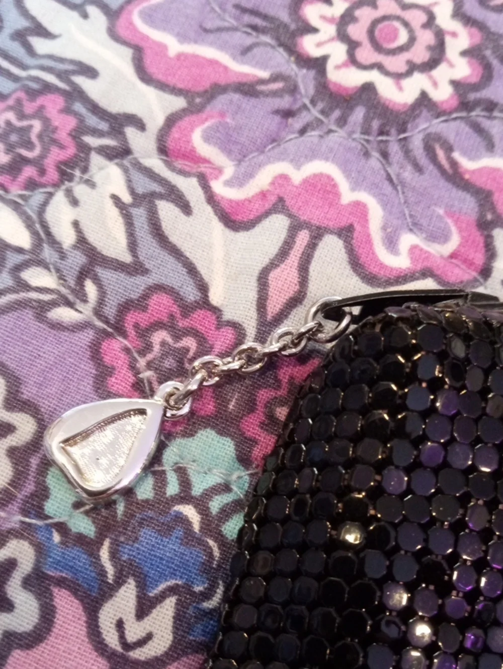Pristine Metallic Mesh Evening Clutch